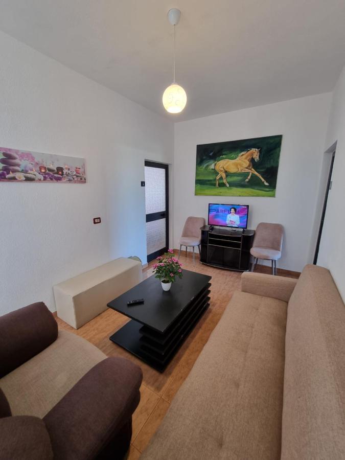Guest House Vila Elezi Δυρράχιο Εξωτερικό φωτογραφία