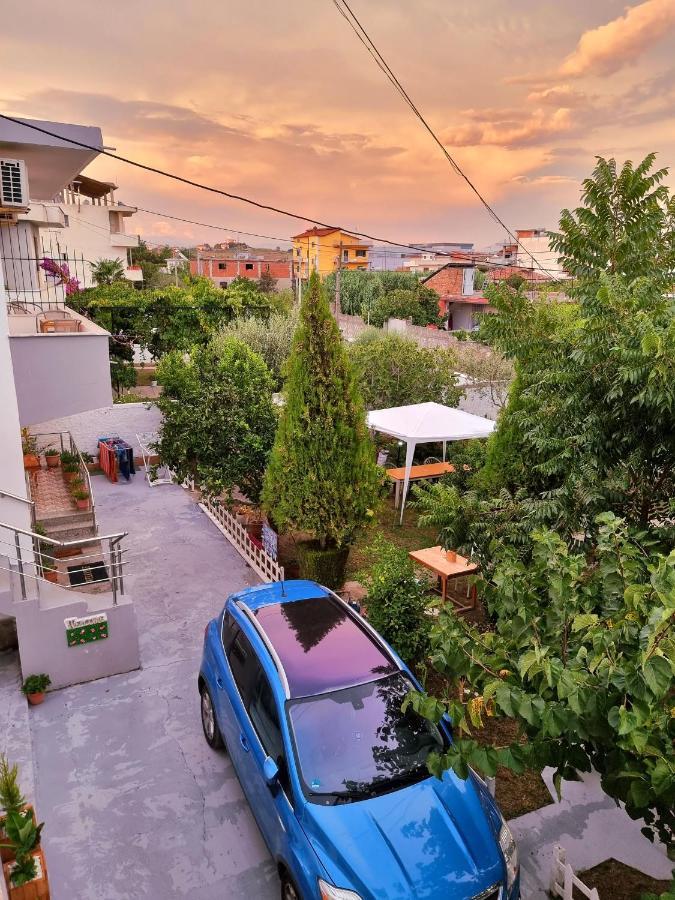 Guest House Vila Elezi Δυρράχιο Εξωτερικό φωτογραφία